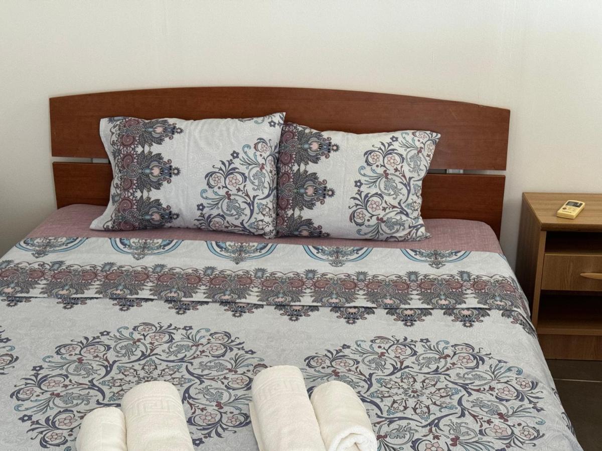 Apartments Airport Golubovci Подгорица Екстериор снимка