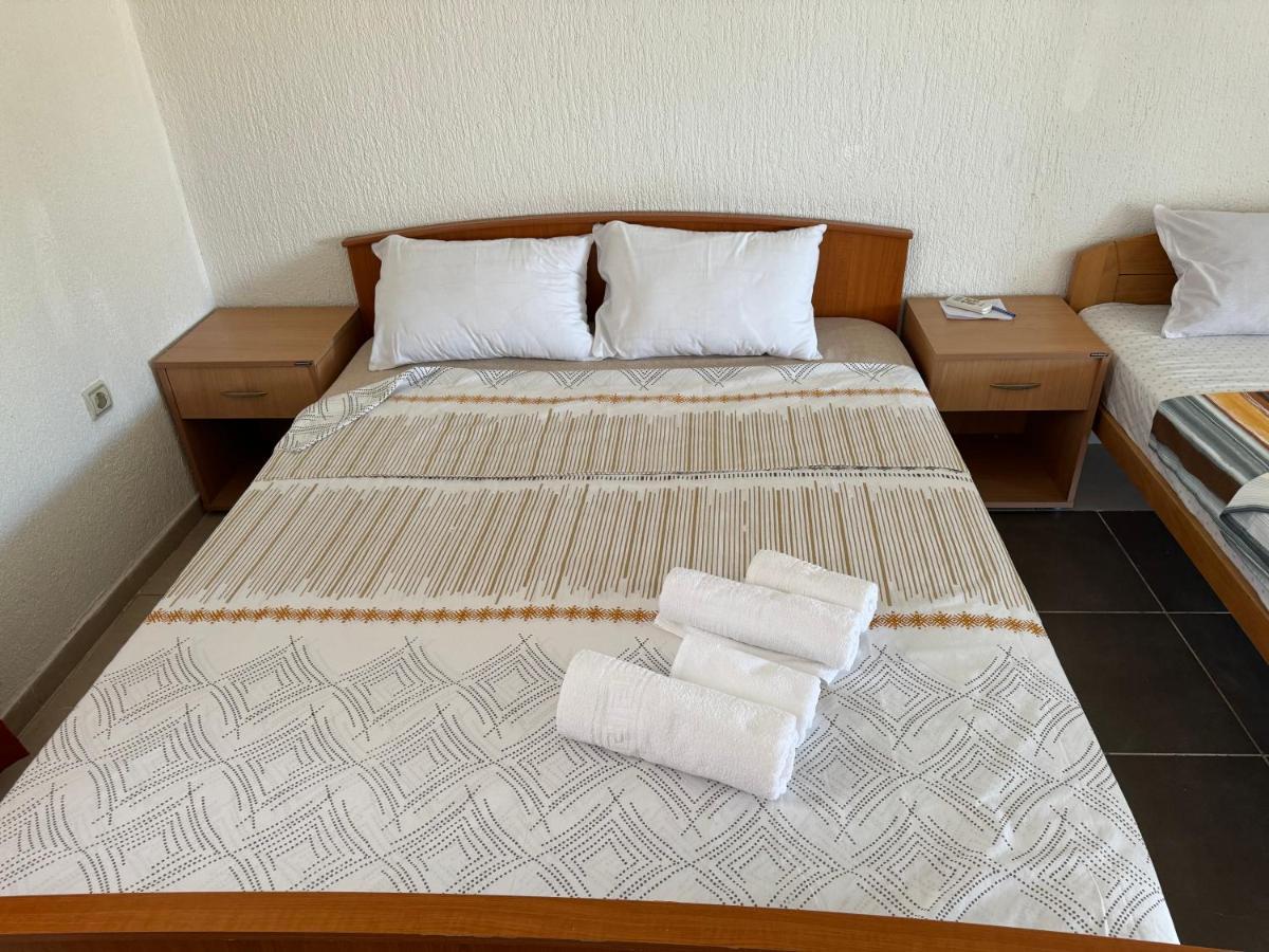 Apartments Airport Golubovci Подгорица Екстериор снимка