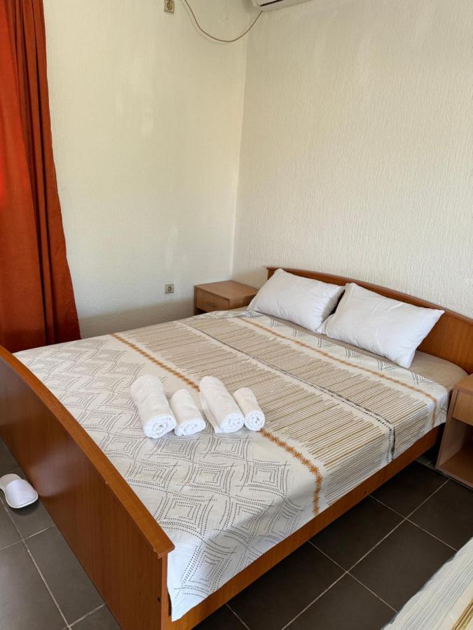 Apartments Airport Golubovci Подгорица Екстериор снимка