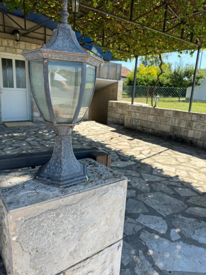 Apartments Airport Golubovci Подгорица Екстериор снимка